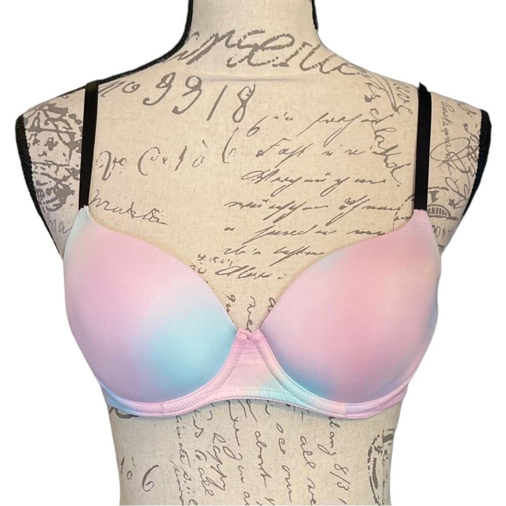 Pink By Victoria’s Secret Wear Everywhere Lightly Lined Bra Size 32C